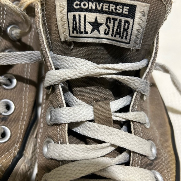 ‼️FREE with purchase!! Converse All Star sneakers. Size Men’s 5 or Women’s 7. - Picture 2 of 6